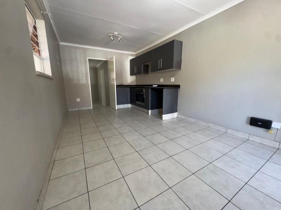 1 Bedroom Property for Sale in Bramley Park Gauteng