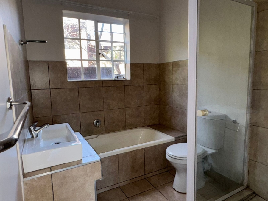 3 Bedroom Property for Sale in Bramley Park Gauteng