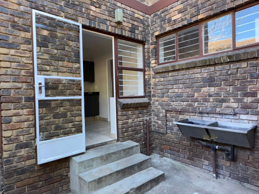 3 Bedroom Property for Sale in Bramley Park Gauteng