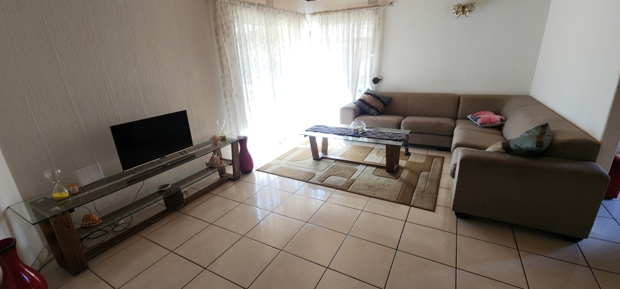 3 Bedroom Property for Sale in Brackenhurst Gauteng