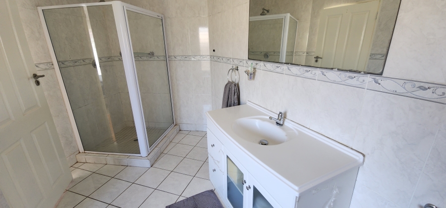 3 Bedroom Property for Sale in Brackenhurst Gauteng