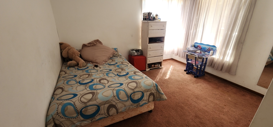 3 Bedroom Property for Sale in Brackenhurst Gauteng