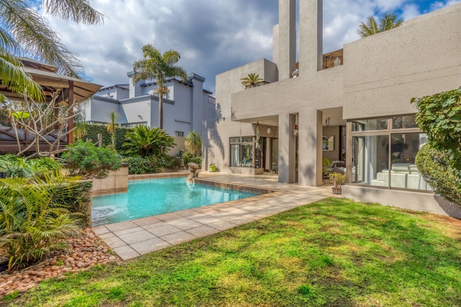4 Bedroom Property for Sale in Cedar Lakes Gauteng