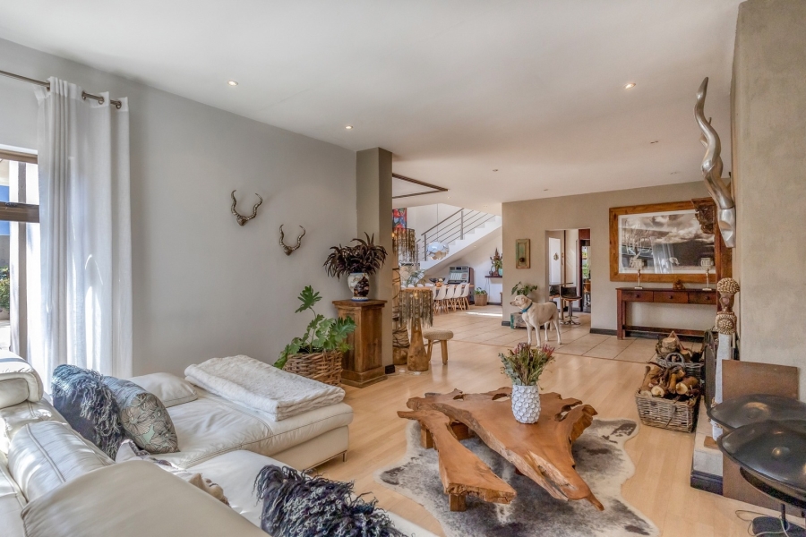4 Bedroom Property for Sale in Cedar Lakes Gauteng