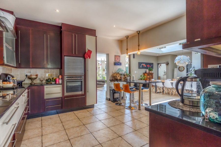 4 Bedroom Property for Sale in Cedar Lakes Gauteng
