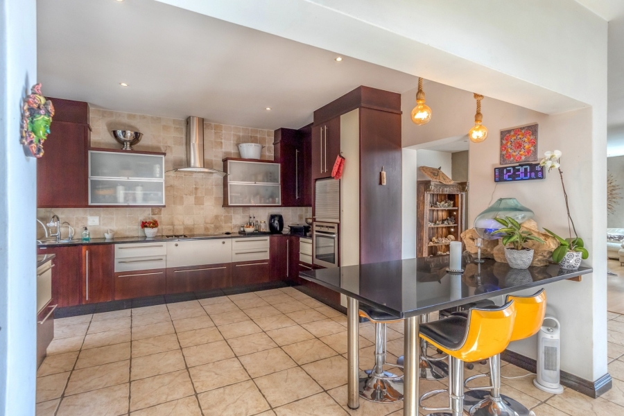 4 Bedroom Property for Sale in Cedar Lakes Gauteng