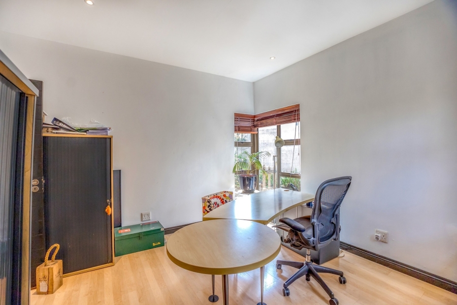 4 Bedroom Property for Sale in Cedar Lakes Gauteng