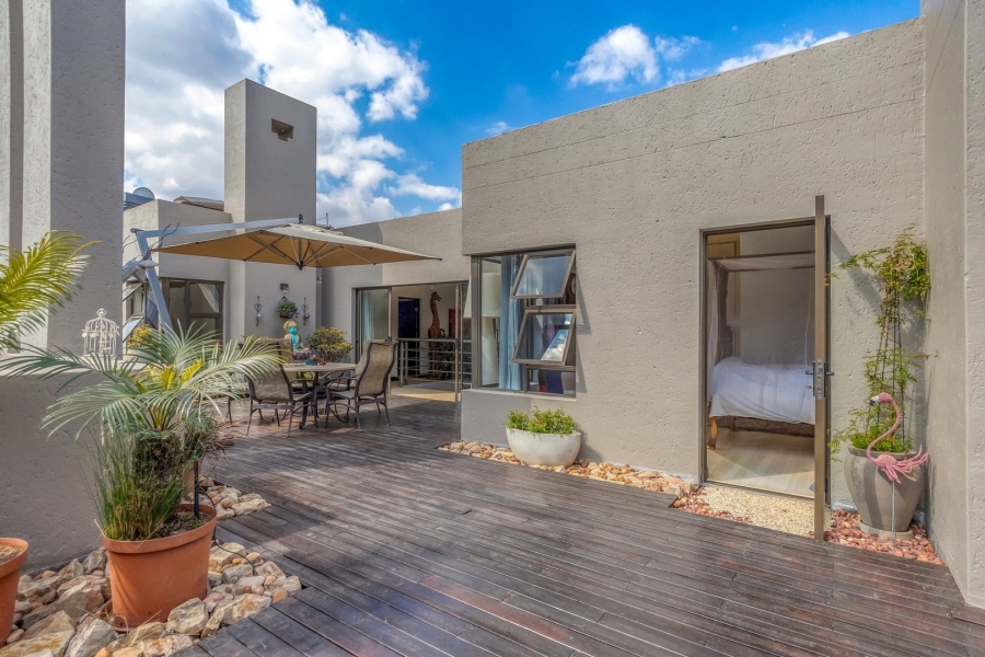 4 Bedroom Property for Sale in Cedar Lakes Gauteng