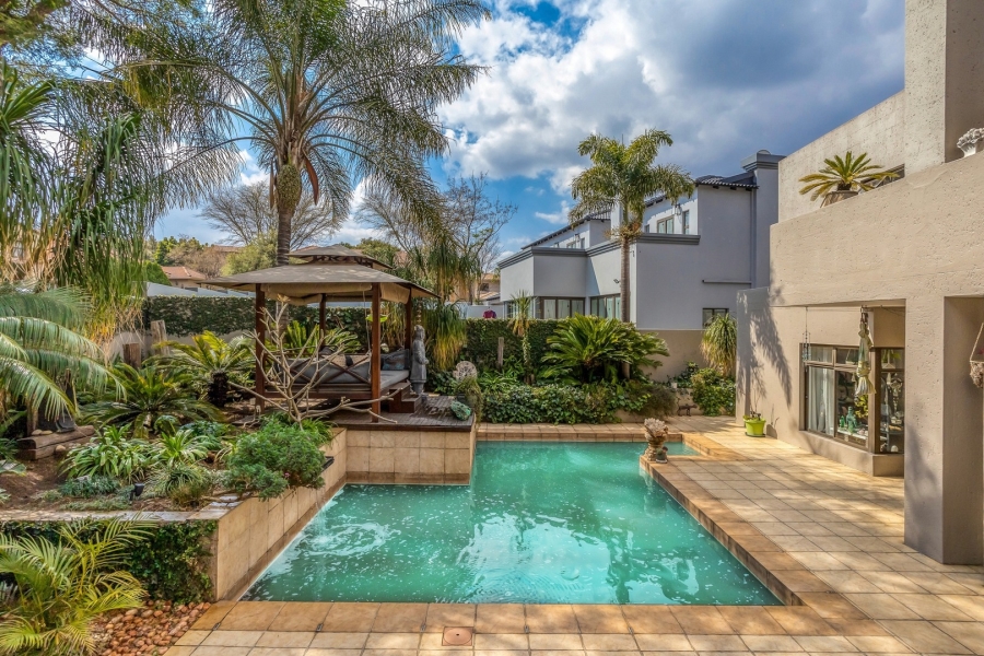 4 Bedroom Property for Sale in Cedar Lakes Gauteng
