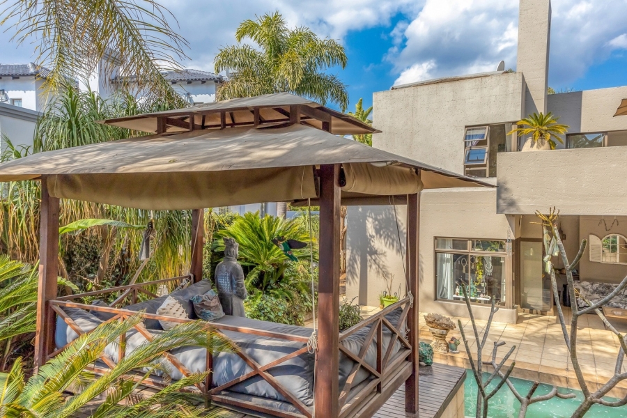 4 Bedroom Property for Sale in Cedar Lakes Gauteng