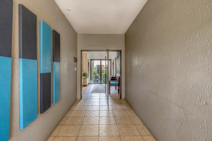 4 Bedroom Property for Sale in Cedar Lakes Gauteng