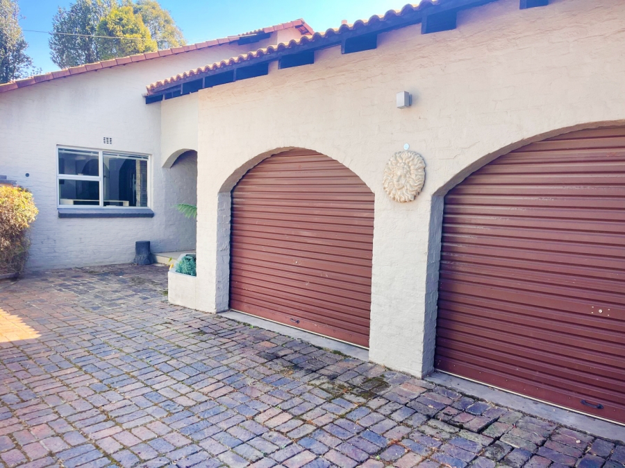 To Let 3 Bedroom Property for Rent in Sandringham Gauteng