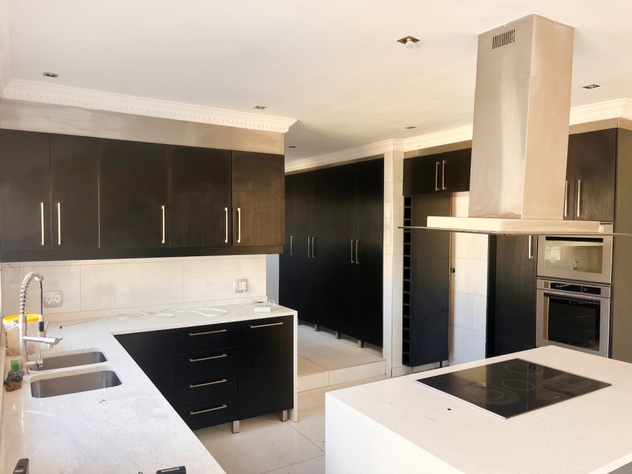 To Let 3 Bedroom Property for Rent in Sandringham Gauteng