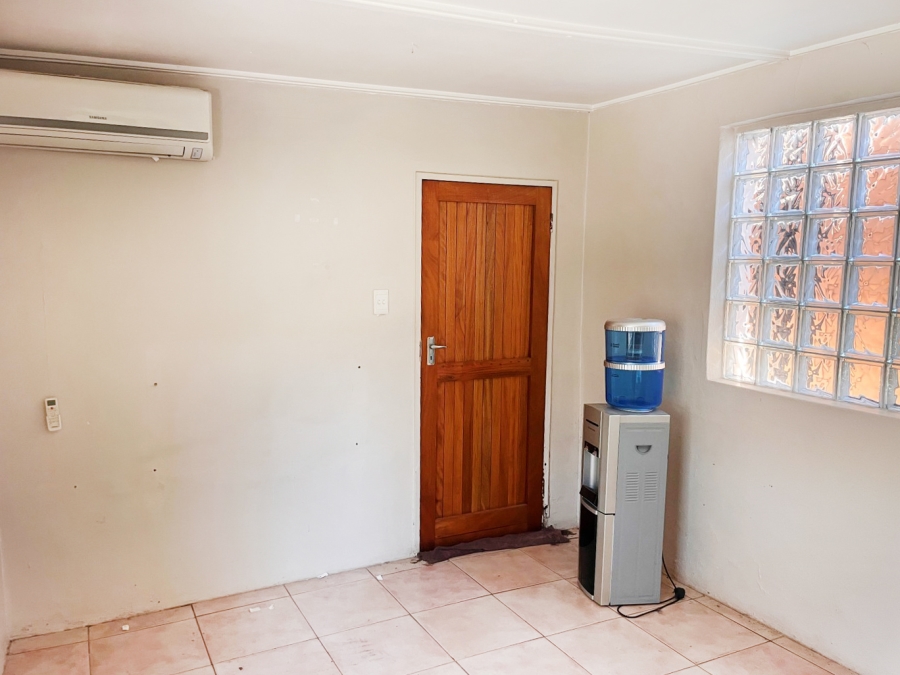 To Let 3 Bedroom Property for Rent in Sandringham Gauteng