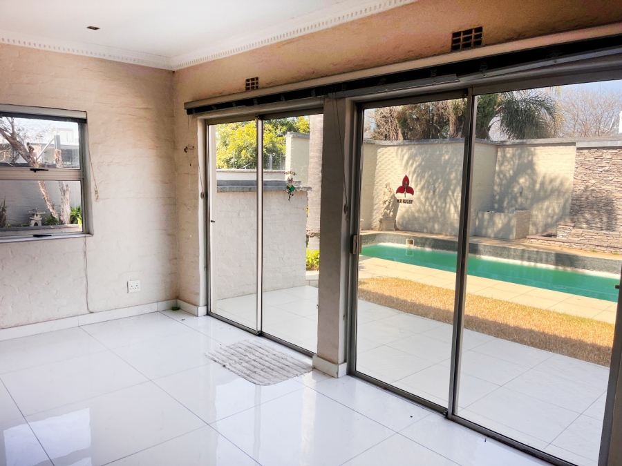 To Let 3 Bedroom Property for Rent in Sandringham Gauteng