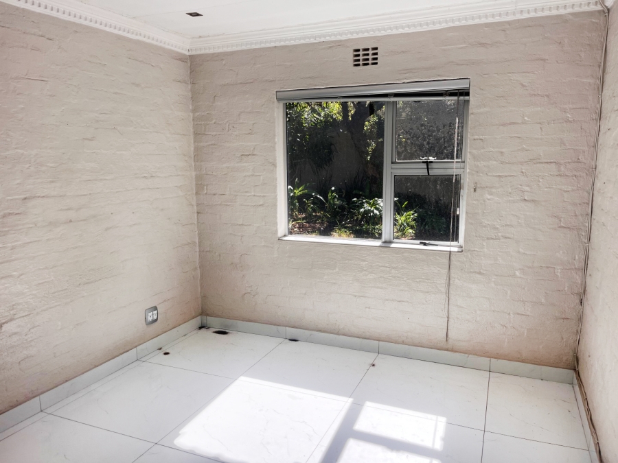 To Let 3 Bedroom Property for Rent in Sandringham Gauteng