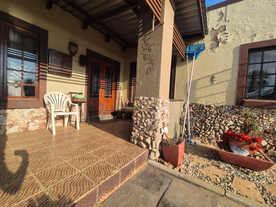 3 Bedroom Property for Sale in Eike Park Gauteng