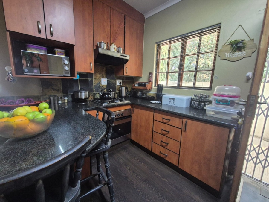 3 Bedroom Property for Sale in Eike Park Gauteng