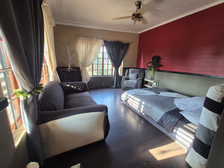 3 Bedroom Property for Sale in Eike Park Gauteng