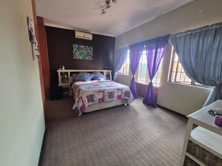 3 Bedroom Property for Sale in Eike Park Gauteng