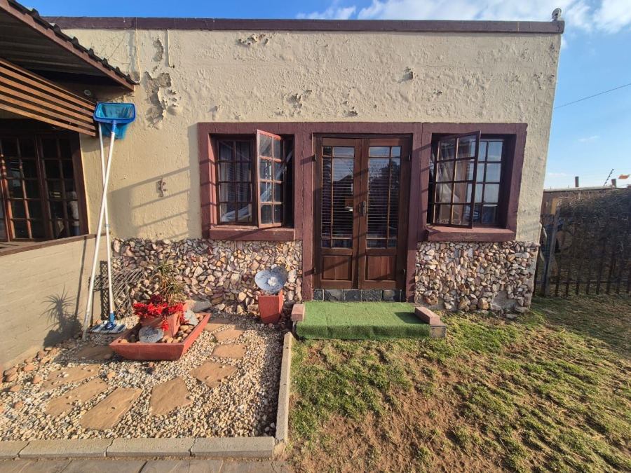 3 Bedroom Property for Sale in Eike Park Gauteng