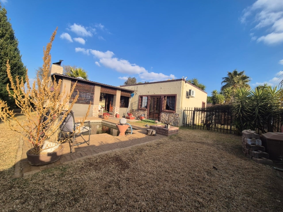 3 Bedroom Property for Sale in Eike Park Gauteng