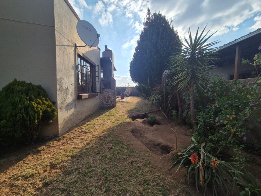 3 Bedroom Property for Sale in Eike Park Gauteng