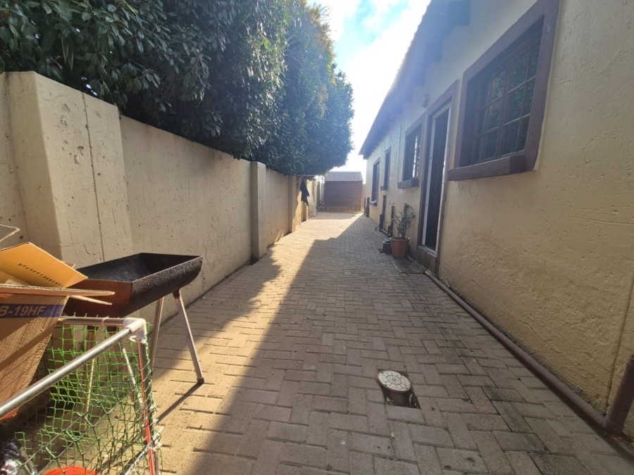 3 Bedroom Property for Sale in Eike Park Gauteng