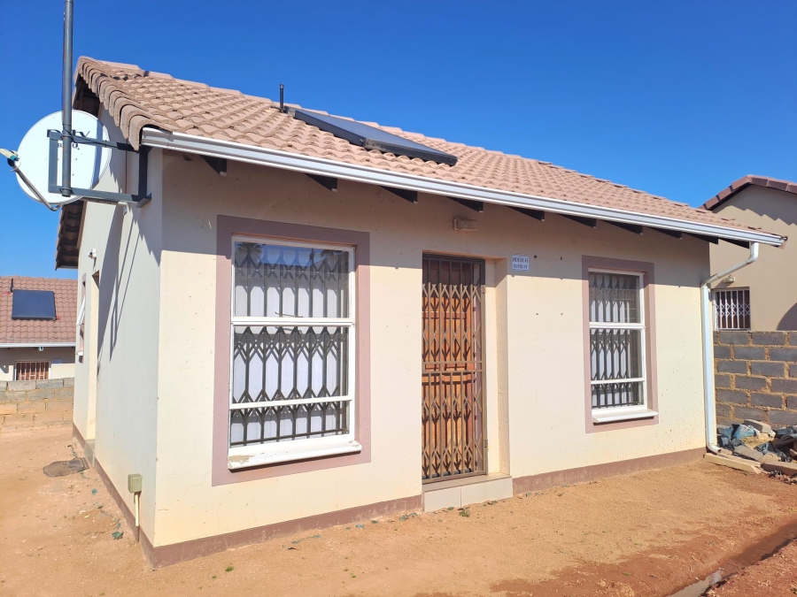 2 Bedroom Property for Sale in Witpoortjie Gauteng