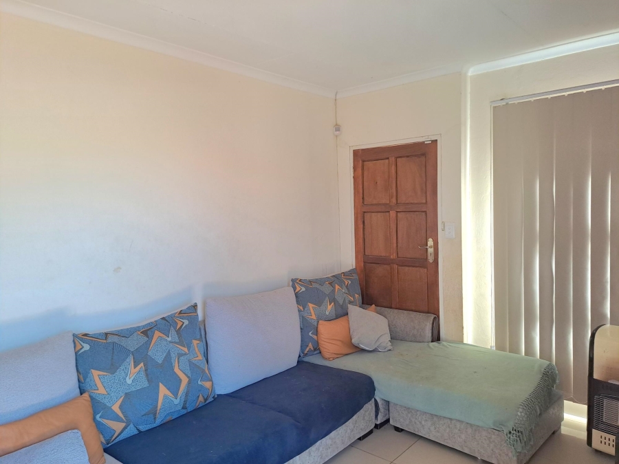 2 Bedroom Property for Sale in Witpoortjie Gauteng