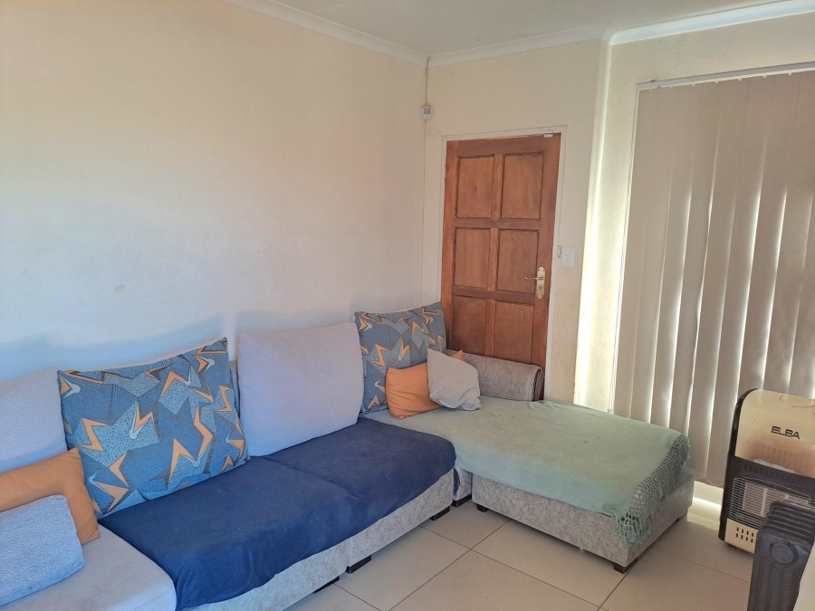 2 Bedroom Property for Sale in Witpoortjie Gauteng