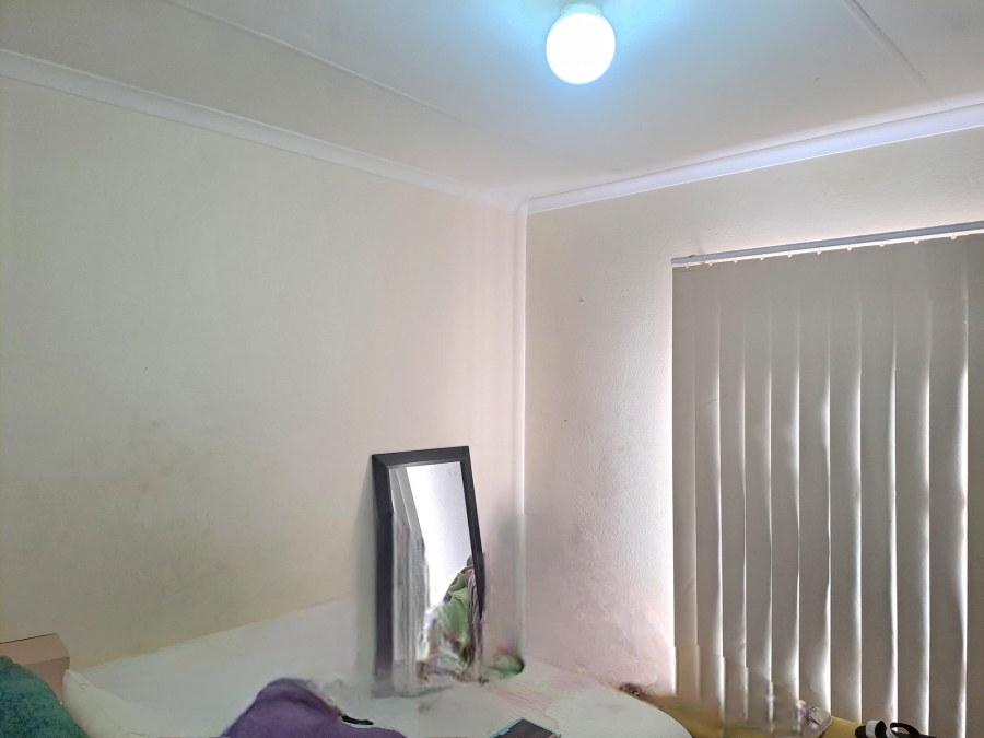 2 Bedroom Property for Sale in Witpoortjie Gauteng