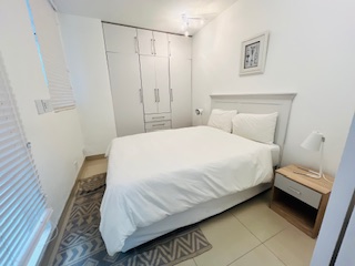 2 Bedroom Property for Sale in Sandhurst Gauteng