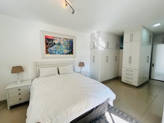 2 Bedroom Property for Sale in Sandhurst Gauteng