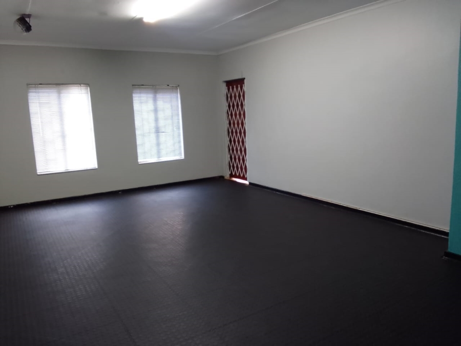 To Let 3 Bedroom Property for Rent in Garsfontein Gauteng