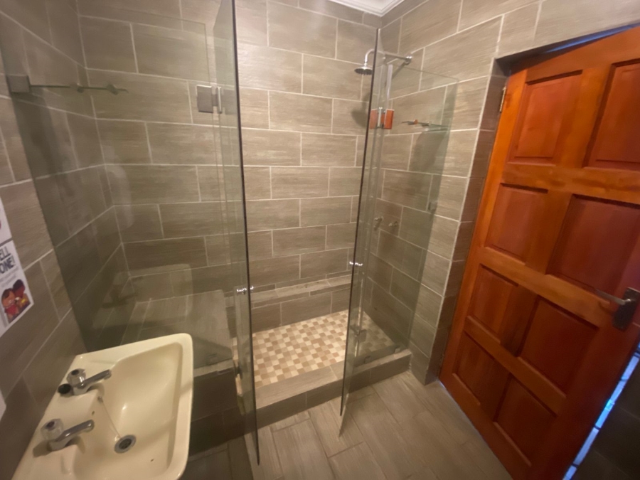 To Let 3 Bedroom Property for Rent in Garsfontein Gauteng