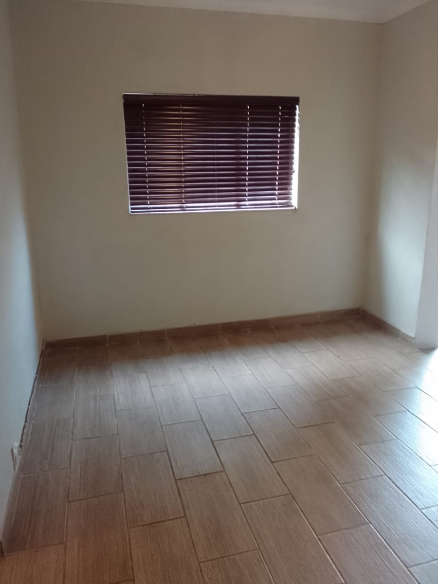 To Let 3 Bedroom Property for Rent in Garsfontein Gauteng