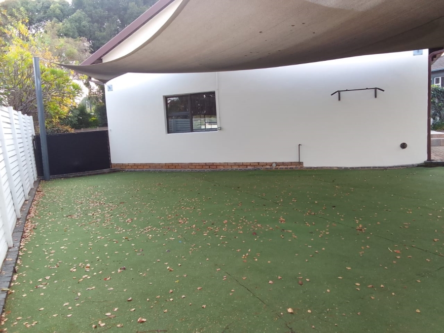 To Let 3 Bedroom Property for Rent in Garsfontein Gauteng