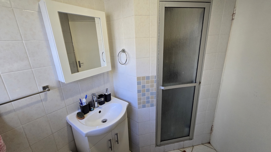 1 Bedroom Property for Sale in Morningside Gauteng