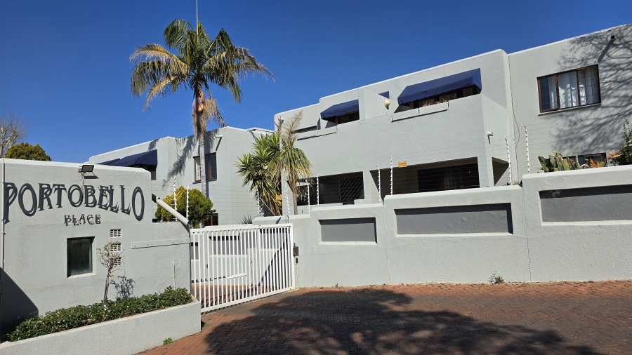 1 Bedroom Property for Sale in Morningside Gauteng
