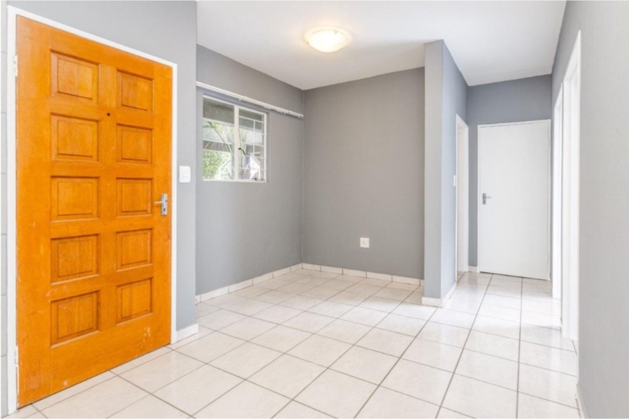 2 Bedroom Property for Sale in Radiokop Gauteng