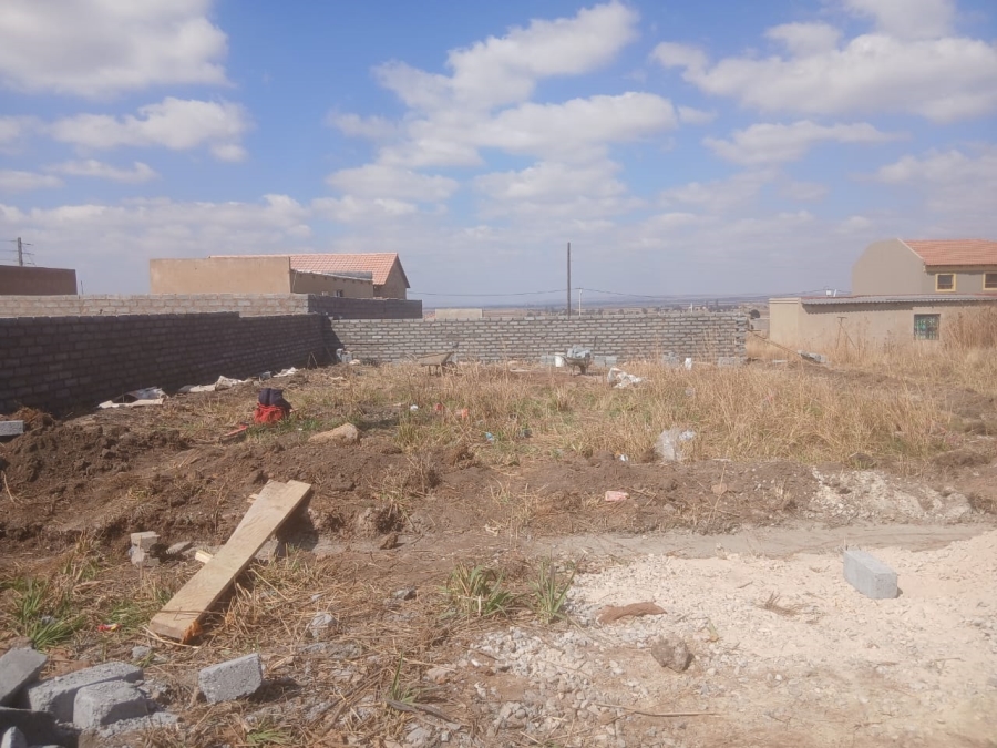 0 Bedroom Property for Sale in Mohlakeng Gauteng