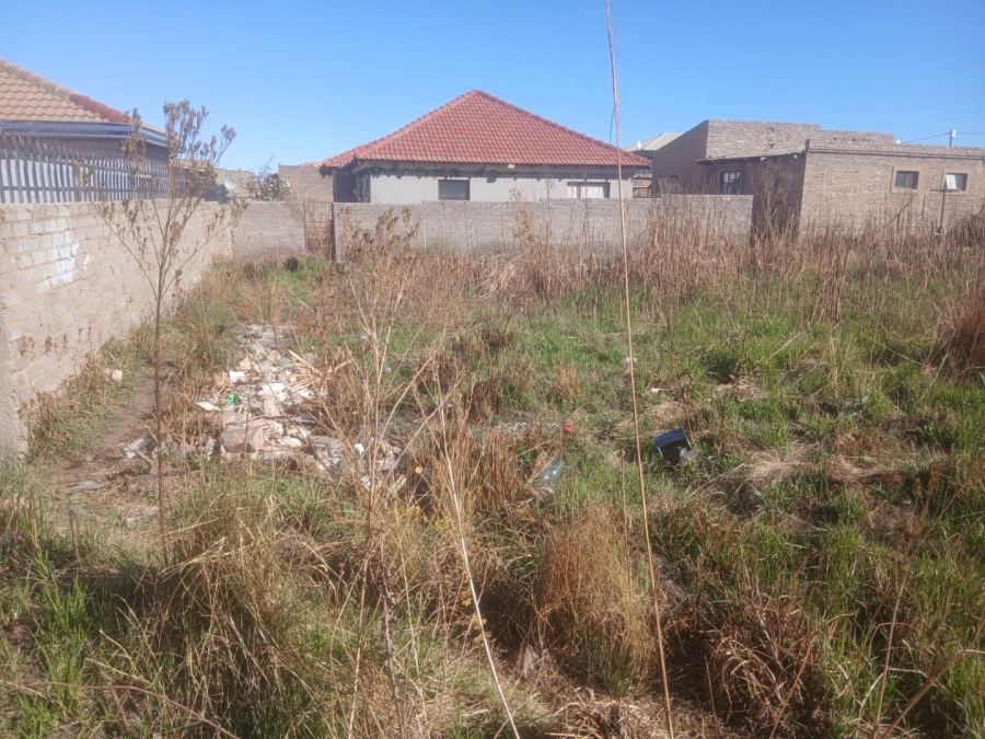0 Bedroom Property for Sale in Mohlakeng Gauteng