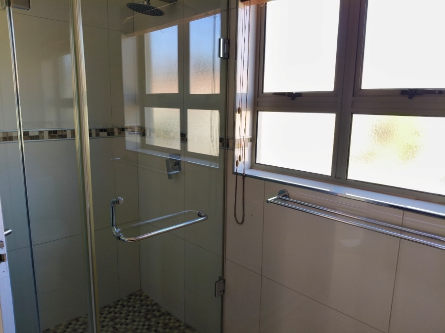 To Let 3 Bedroom Property for Rent in Sandown Gauteng