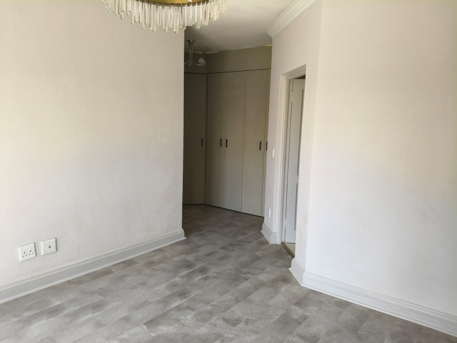 To Let 3 Bedroom Property for Rent in Sandown Gauteng