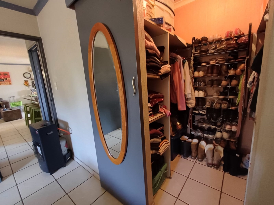 2 Bedroom Property for Sale in Huntingdon Gauteng