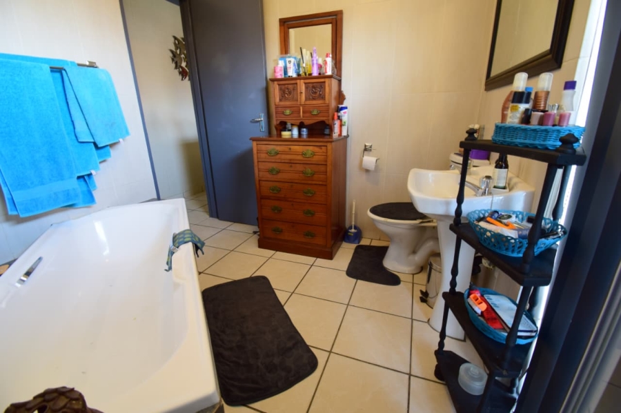 2 Bedroom Property for Sale in Huntingdon Gauteng