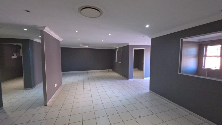 To Let commercial Property for Rent in Fourways Gauteng
