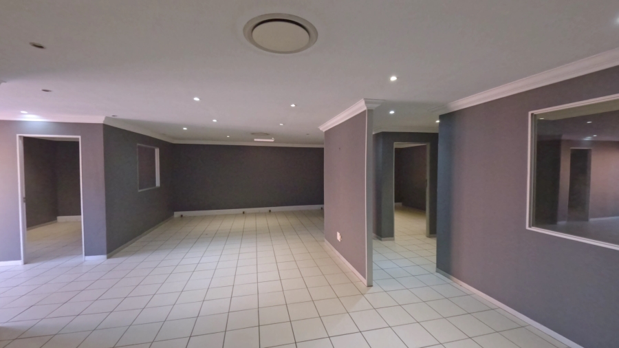 To Let commercial Property for Rent in Fourways Gauteng