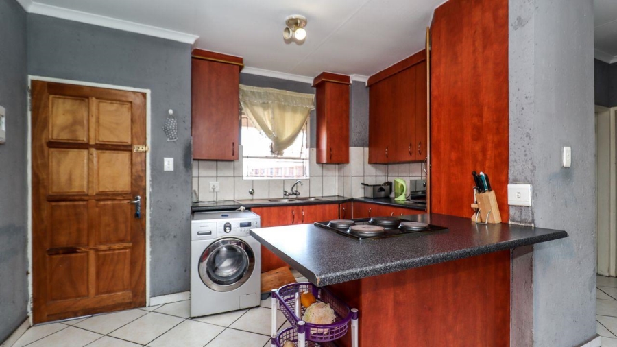 2 Bedroom Property for Sale in Croydon Gauteng